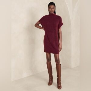 NWT Banana Republic ADI ALPACA-BLEND SWEATER DRESS - Size Small - Burgundy